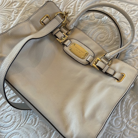 Michael Kors Bag - Picture 7 of 7